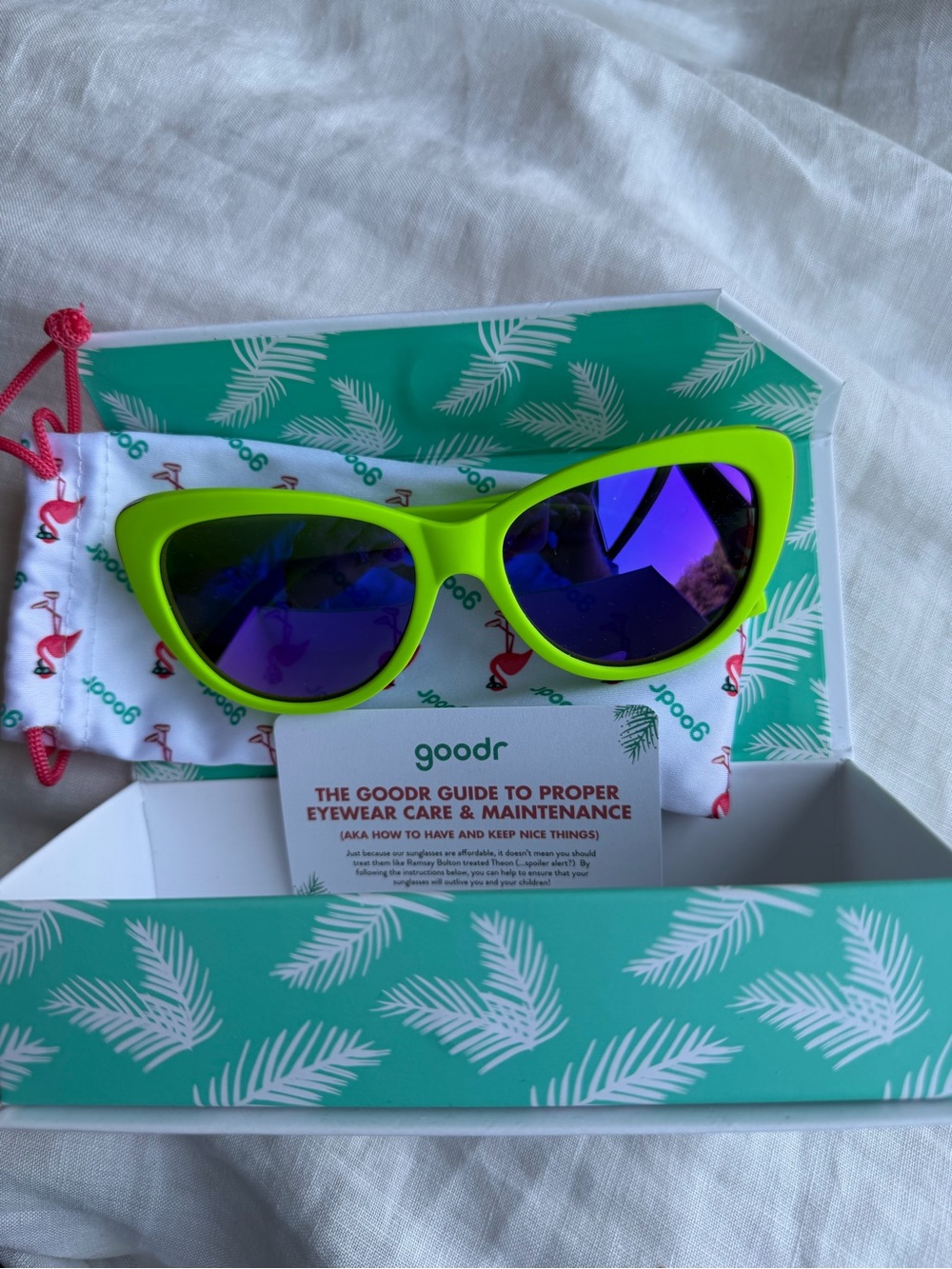 NEW Goodr Runways Total Lime Piece Cat Eye Sunglasses Limited Edition